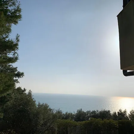 Alfonso Con Vista Mare *
