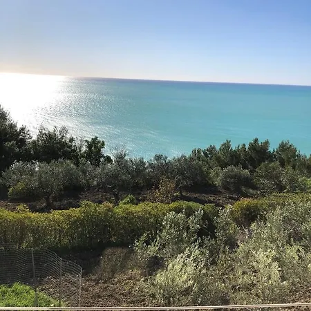 Alfonso Con Vista Mare *